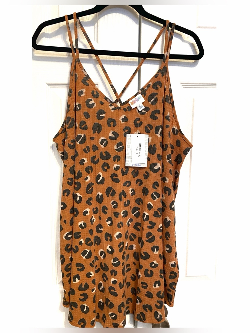 LulaRoe- Daniella Tank Top Size XL Women’s Cheetah Print